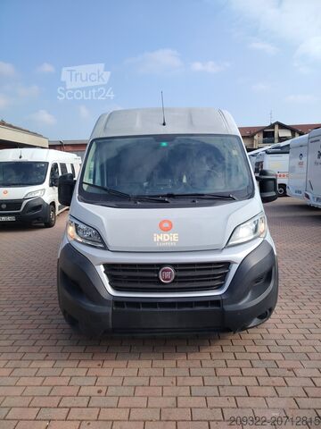 Caravan/camper Fiat Weinsberg Carabus 600 K | 4 Posti Letto | Completamente Attrezzato