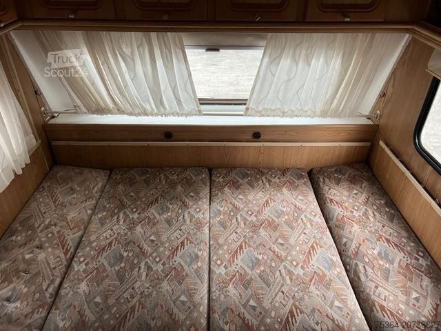 Caravan LMC 490 P Festbett + Etagenbett
