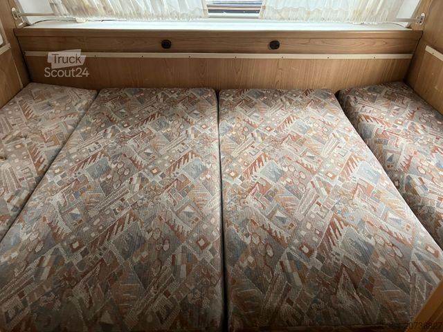 Caravan LMC 490 P Festbett + Etagenbett