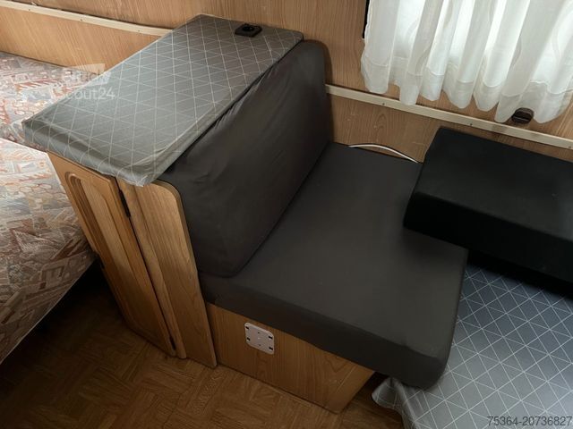 Caravan LMC 490 P Festbett + Etagenbett