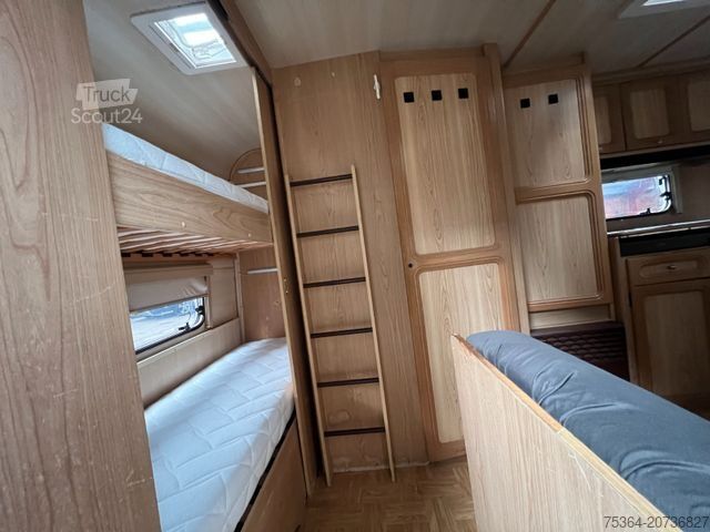 Caravan LMC 490 P Festbett + Etagenbett