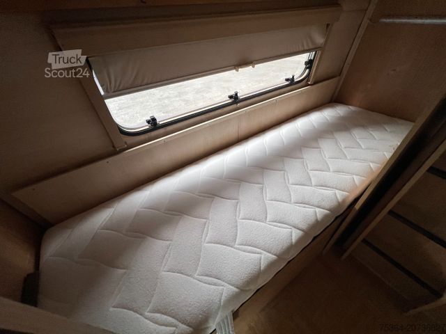Caravan LMC 490 P Festbett + Etagenbett
