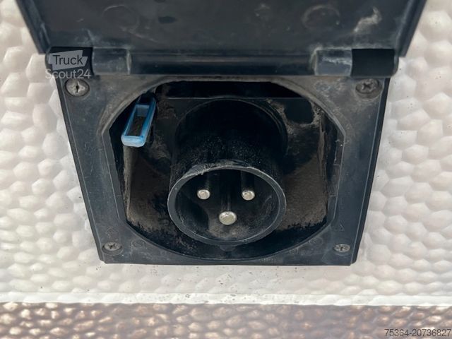 Caravan LMC 490 P Festbett + Etagenbett