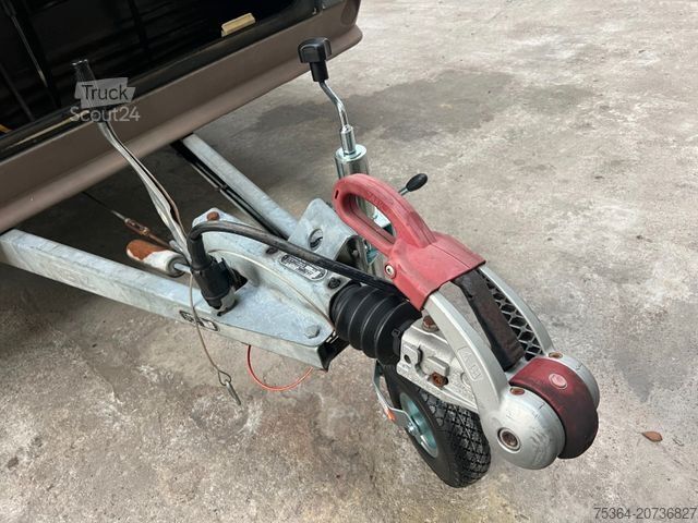 Caravan LMC 490 P Festbett + Etagenbett