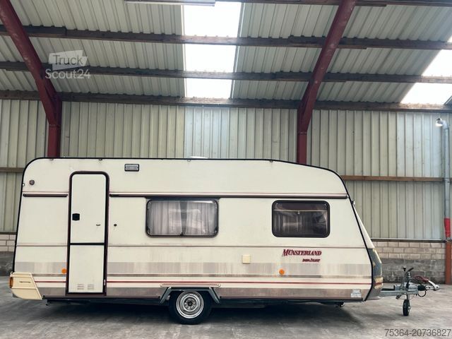 Caravan LMC 490 P Festbett + Etagenbett