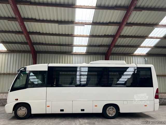 Λεωφορείο τουρισμού MERCEDES-BENZ Medio 4.2 D 130 kw 26 Sitze Dachklima Ahk Euro 3