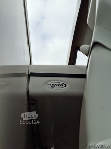 Furgon sa rashladnim sandukom PEUGEOT Boxer 3-Sitzer Kühlkoffer Carrier Ladebordwand