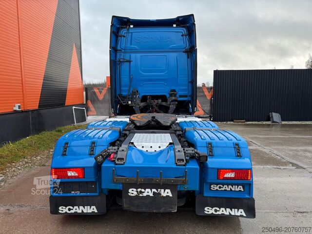 Standarta traktors Scania R 540 6x4 RETARDER