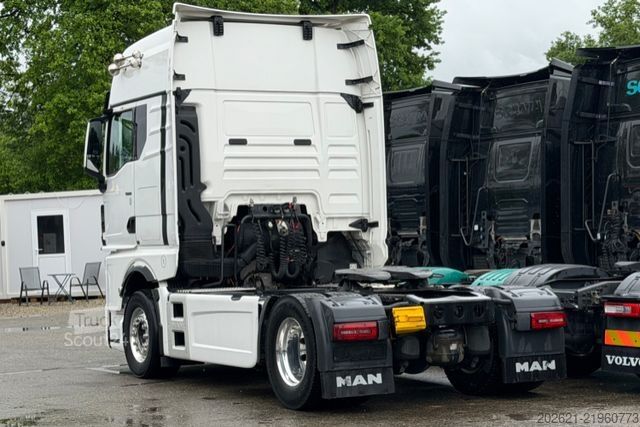 Стандартний тягач MAN TGX 18.510 2x Tanks Retarder