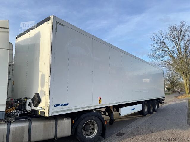 Valigia Krone 3 ass geisoleerde oplegger met laadklep