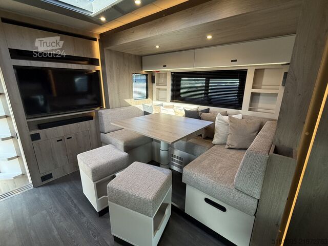 Zirgu transports Mercedes Actros Mercedes Actros STX Luxury-line met pop-...