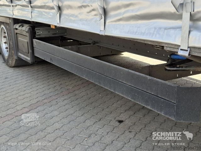 Semirimorchio con telone Schmitz Cargobull Curtainsider Mega