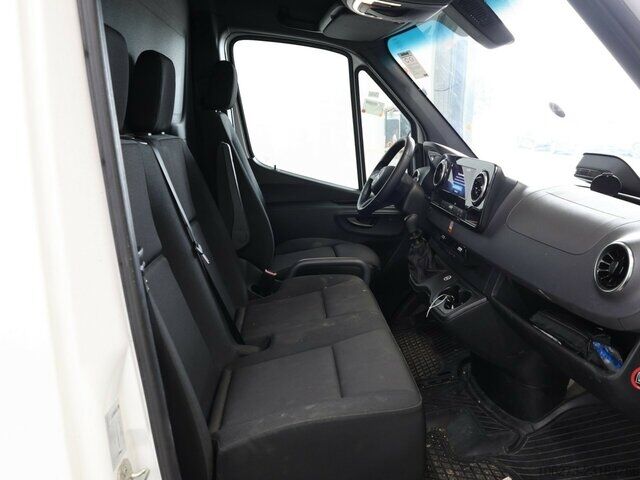Dodávka Mercedes-Benz Sprinter317CDI Maxi Koffer,LBW,LED,Kamera