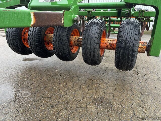 Bauer GmbH Nutzfahrzeuge-Baumaschinen Bauer GmbH Nutzfahrzeuge-Baumaschinen Bauer GmbH Nutzfahrzeuge-Baumaschinen