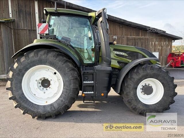 Ciągnik Valtra Q 265 1A9