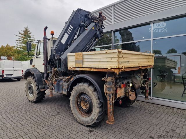 Plato nákladné auto MERCEDES-BENZ Unimog U 2150 Hiab 225 - E 3 Kran 4 x 4 Allrad