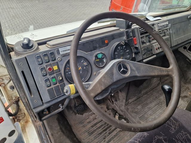 Plato nákladné auto MERCEDES-BENZ Unimog U 2150 Hiab 225 - E 3 Kran 4 x 4 Allrad