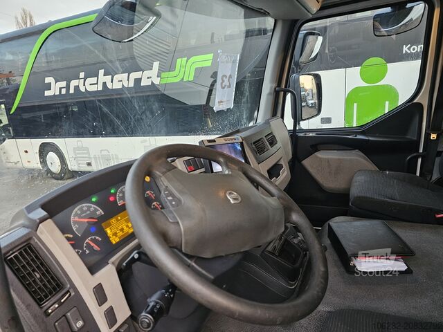 Kutu kamyonu Volvo FL 240 4x2 16tons Seitentüren Koff