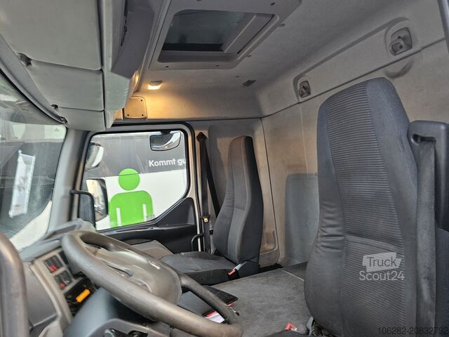 Kutu kamyonu Volvo FL 240 4x2 16tons Seitentüren Koff