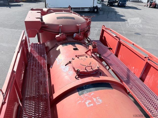 Вакуумная автоцистерна MAN TGS 41.400 8X4 Naaktgeboren Vacu P 8000 14.000 L