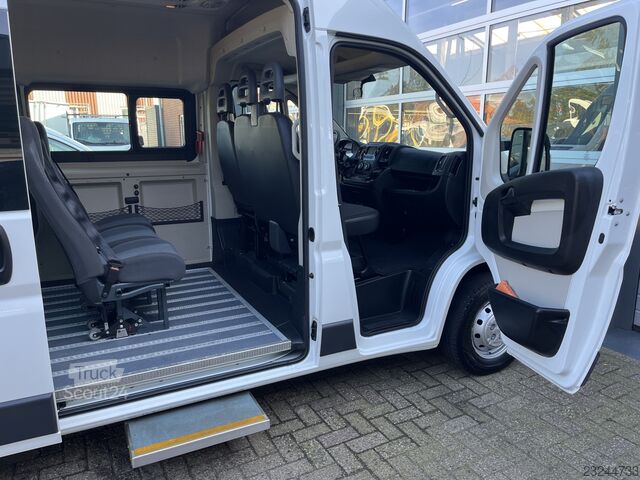Citroën Jumper 33 2.0 BlueHDi L2H2 Comfort, prevoz oseb, dvigalo za invalidski voziček, 9-sedežni, k Citroën Jumper 33 2.0 BlueHDI L2H2 Comfort Personenverv...