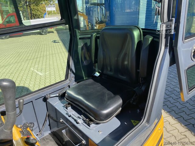 Miniescavatore con pacchetto pala Berger Kraus BK1250KSR mit Kabine und Schwenkarm