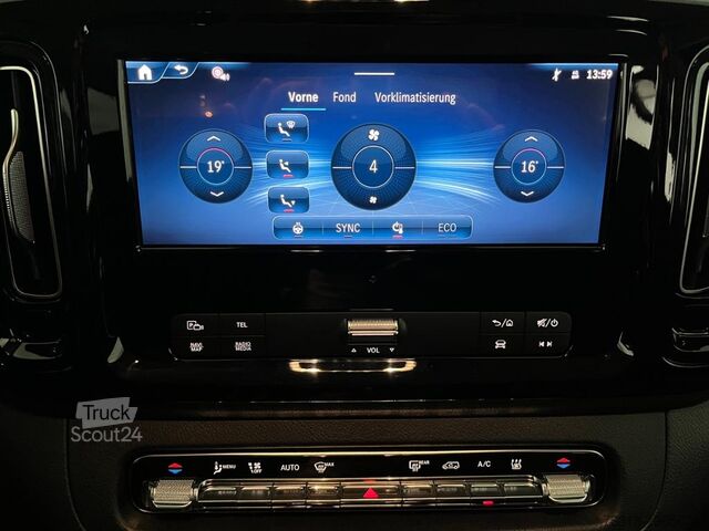 Minibus Mercedes-Benz Vito eVito 129 Tourer PRO L Multib 8Sitze Distr 90kwh