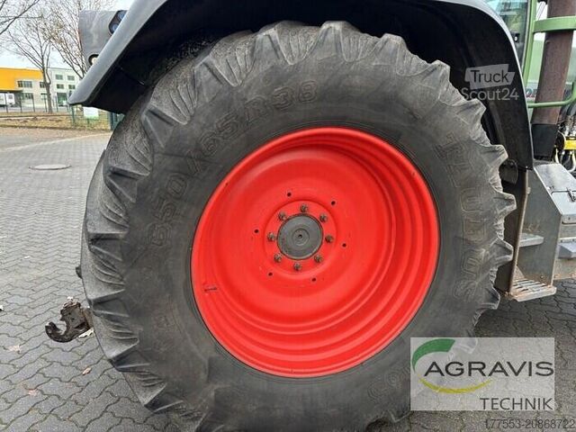 Traktor Fendt 716 VARIO