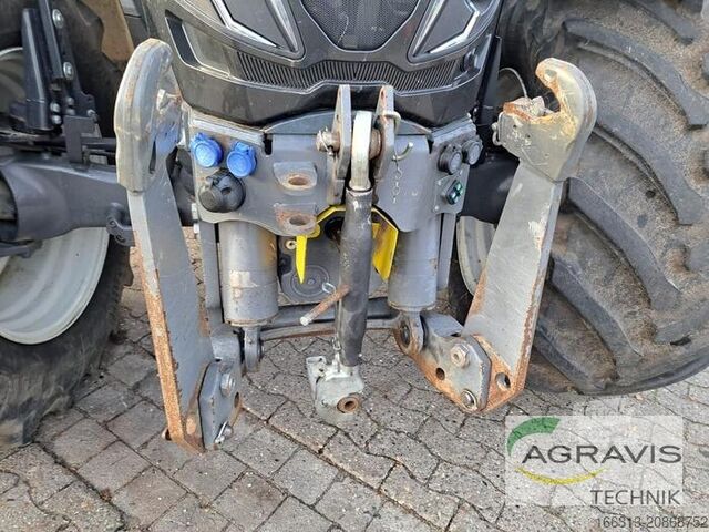 Traktor Valtra T 214 D