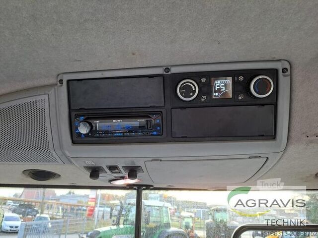 Traktor Valtra T 214 D