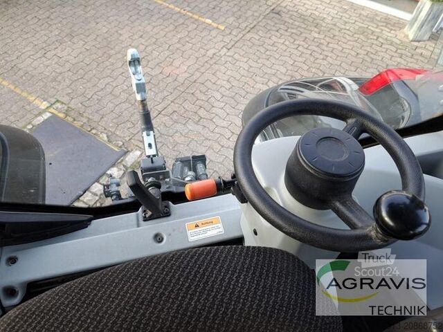 Traktor Valtra T 214 D