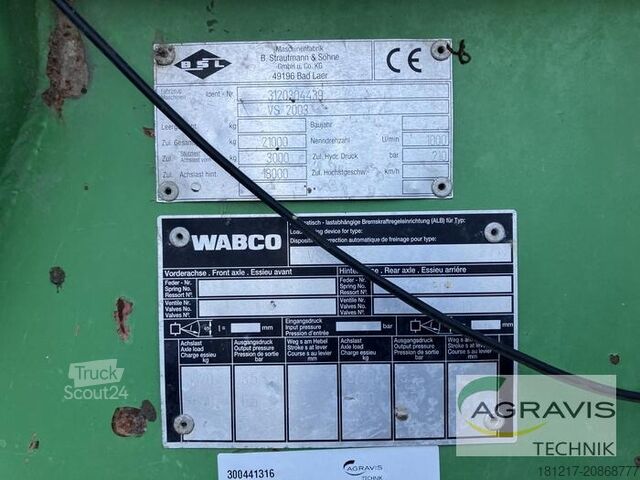 Düngerstreuer Strautmann VS 2003