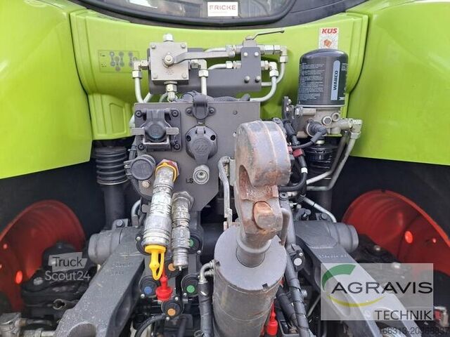 Traktor Claas AXION 870 CMATIC CIS+