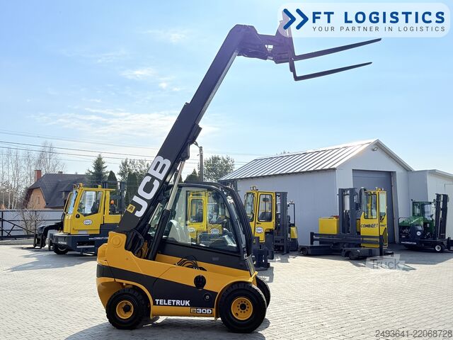 رافعة تلسكوبية JCB TLT 30D NEW TIRES CABIN ONLY 4478 HOUR