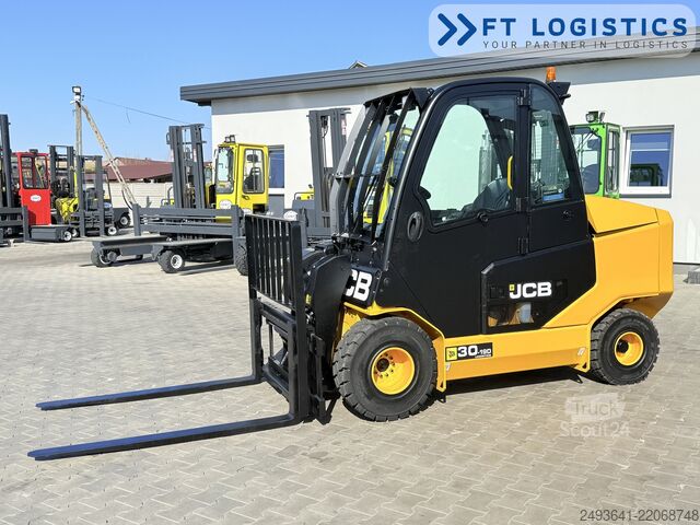 Teleskoplastare JCB TLT30D TELESCOPIC MAST DIESEL CABIN