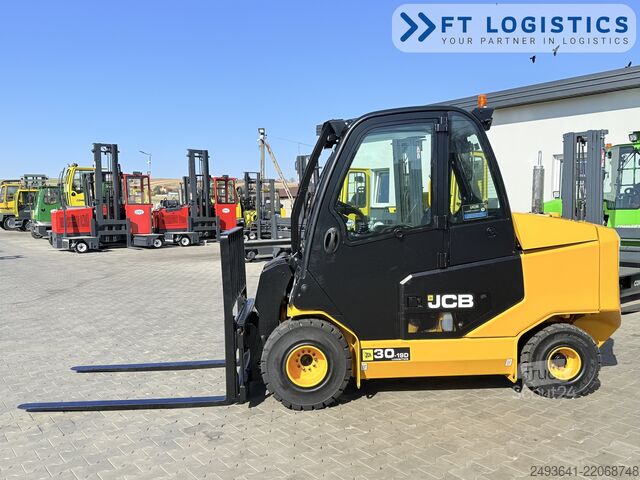 Teleskoplastare JCB TLT30D TELESCOPIC MAST DIESEL CABIN