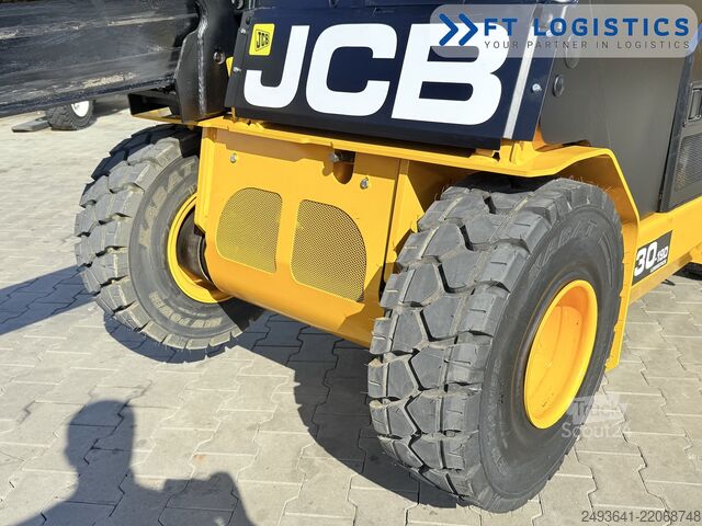 Teleskoplastare JCB TLT30D TELESCOPIC MAST DIESEL CABIN