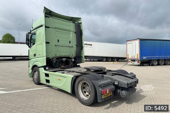 Standard-SZM Mercedes-Benz Actros 1842 StreamSpace, Euro 6, / 2 Tanks / Fr...
