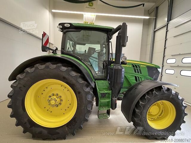Trattore John Deere 6215R