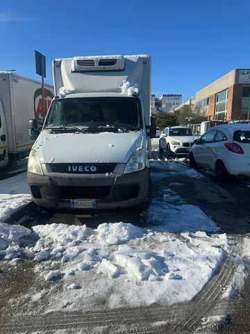 Furgone refrigerato IVECO DAYLI