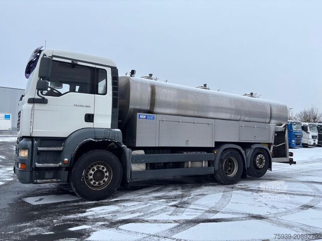 Tanker truck MAN TGA 26.360 Edelstahltankaufbau