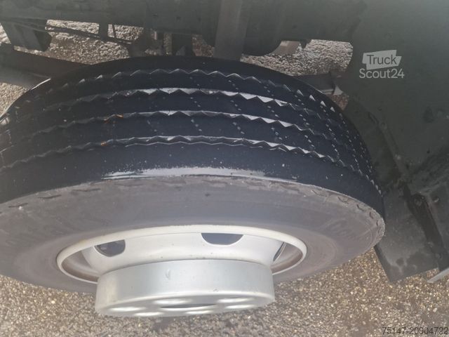 Kasa kamyoneti FUSO Canter 7C18 3-Sitzer Klima Koffer Ladebordwand