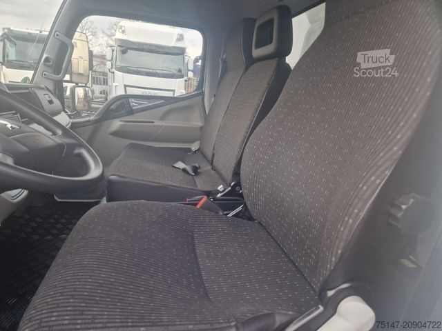 Kasa kamyoneti FUSO Canter 7C18 3-Sitzer Klima Koffer Ladebordwand