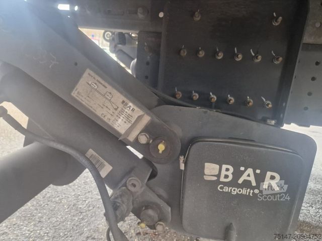 Kasa kamyoneti FUSO Canter 7C18 3-Sitzer Klima Koffer Ladebordwand