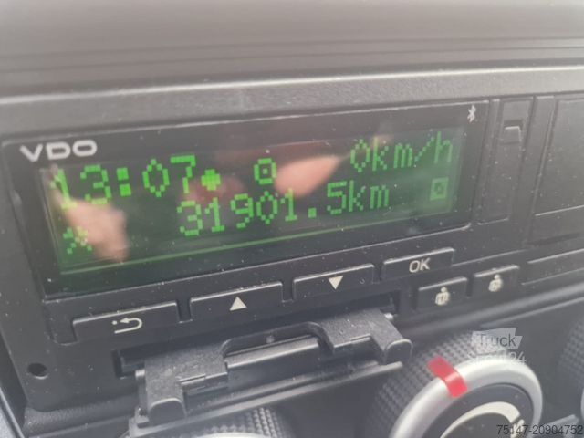 Kasa kamyoneti FUSO Canter 7C18 3-Sitzer Klima Koffer Ladebordwand