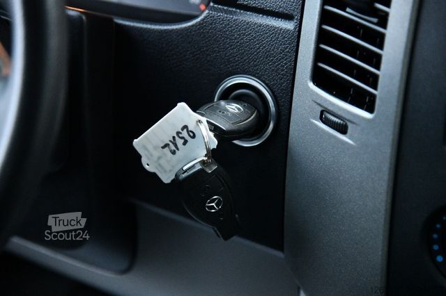 Pick-up varevogn MERCEDES-BENZ Sprinter 316/516 CDI Pritsche/DoKa AHK 3500KG