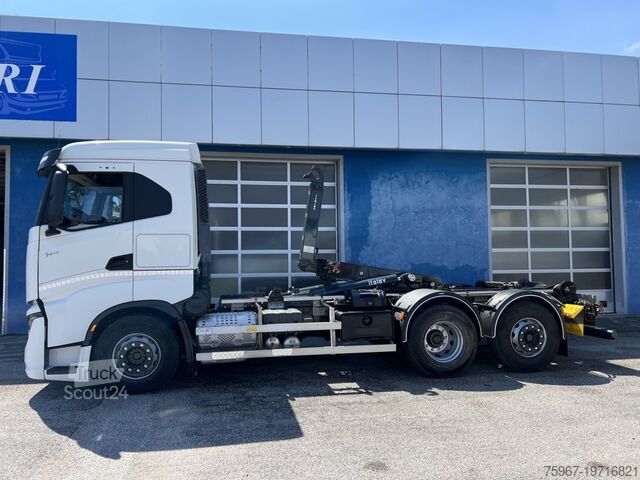 Camion scarrabile Iveco S-WAY 510