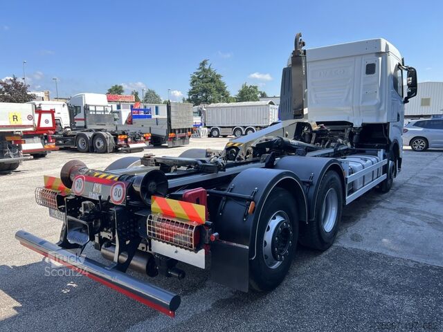 Hakenlift LKW Iveco S-WAY 510