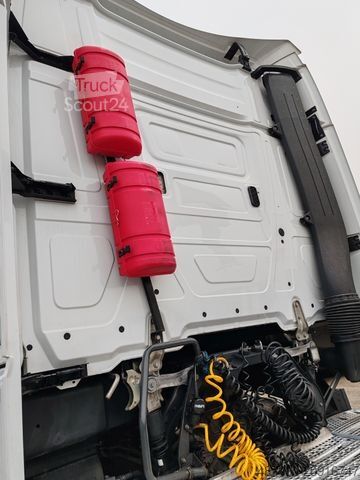 Tracteur routier standard MERCEDES-BENZ ACTROS 1851