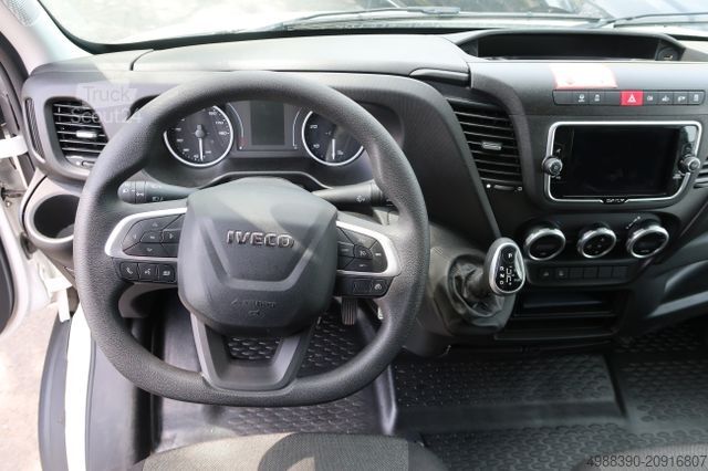 Hög tak skåpbil IVECO Daily 35S18V Radstand 4100 H3*Kamera*Klima*